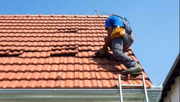 RoofTiles-Roofer-RoofRepair_710_45